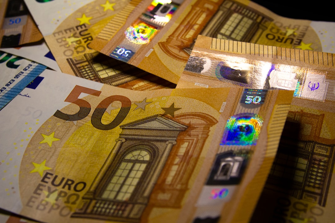 Full Width Featured Image With Sidebar