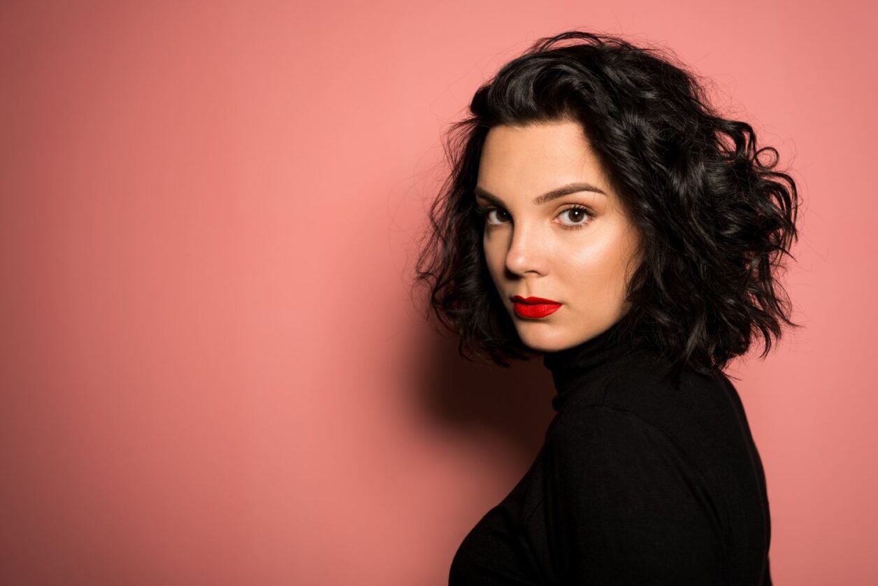 Full Width Featured Image With Sidebar